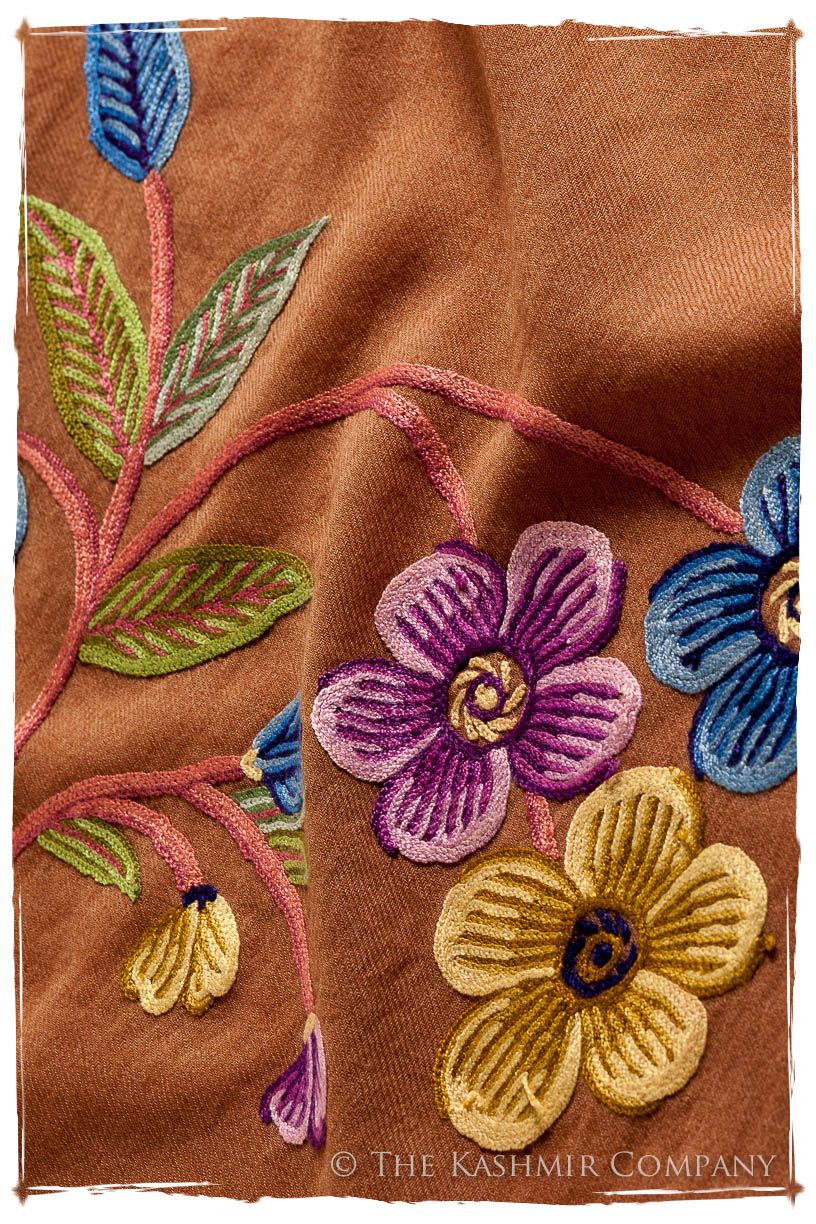 Je Ne Sais Quoi Français Tamia Shawl