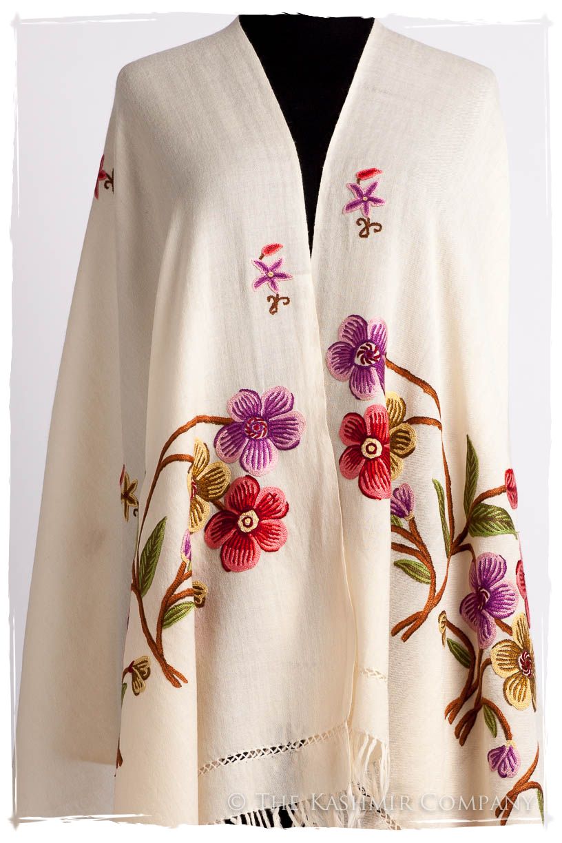 Je Ne Sais Quoi Français Ivorie Shawl