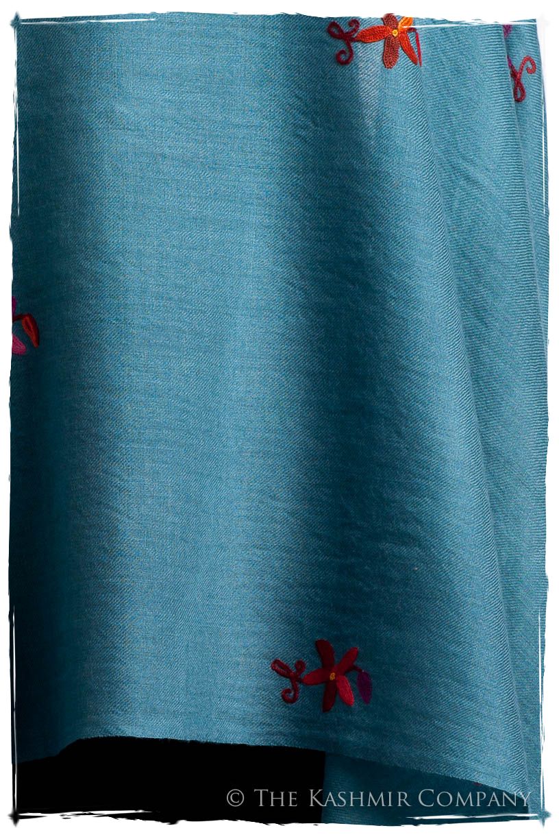 Je Ne Sais Quoi Delphinium Shawl