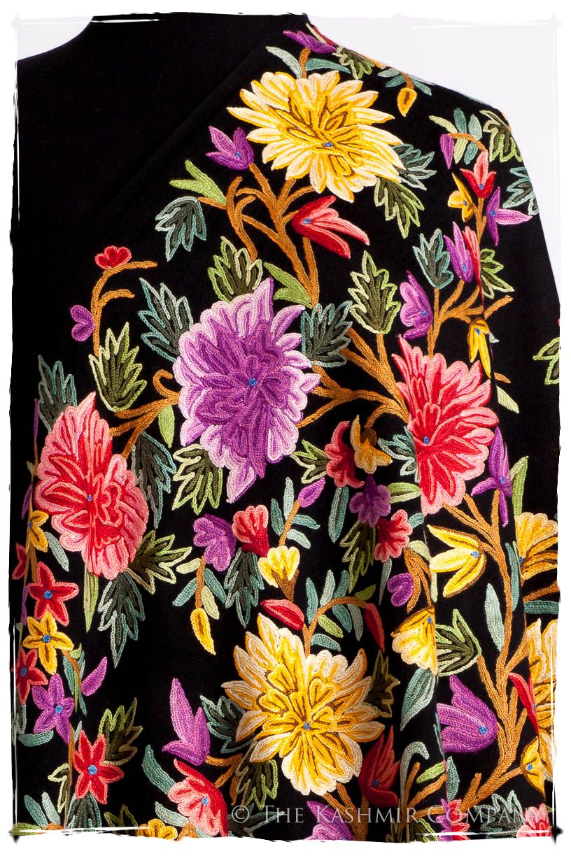 Fleur du Dahlia Doux Noir Renoirs Dream Shawl