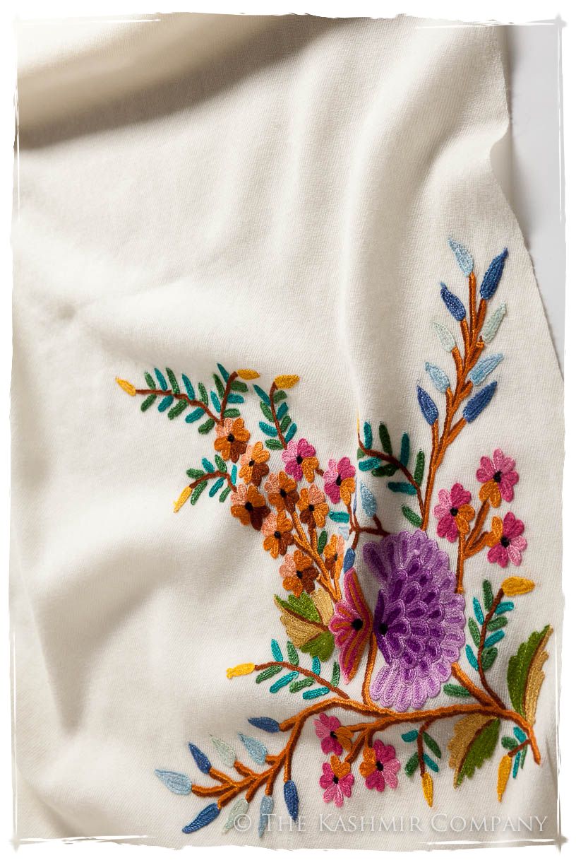 Jardin Pastel Français Bouquet Mascarade Shawl