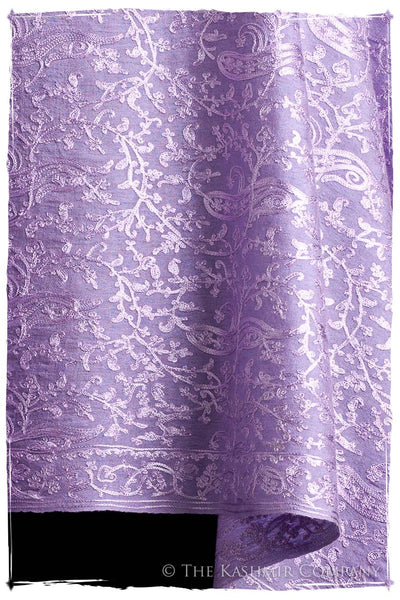 The Célébration Fabuleuse Lilac Jardin Shawl