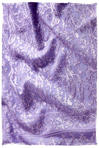 The Célébration Fabuleuse Lilac Jardin Shawl