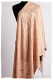The Célébration Fabuleuse Crème de Pêche Shawl
