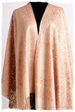 The Célébration Fabuleuse Crème de Pêche Shawl