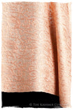 The Célébration Fabuleuse Crème de Pêche Shawl