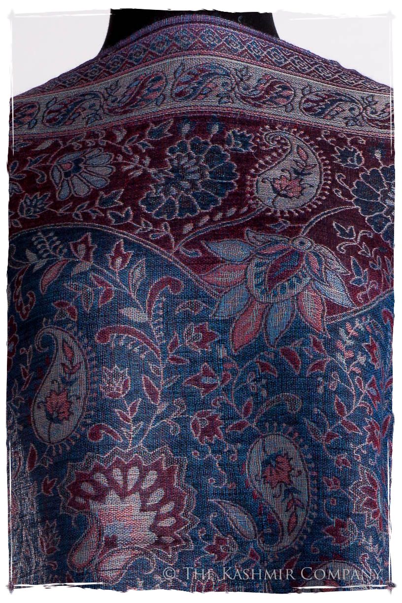Étoile Saphir Mughal Paisley Reversible Soft Cashmere Scarf/Shawl