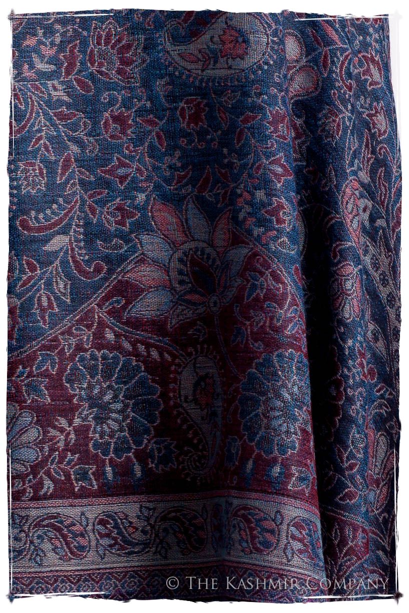 Étoile Saphir Mughal Paisley Reversible Soft Cashmere Scarf/Shawl