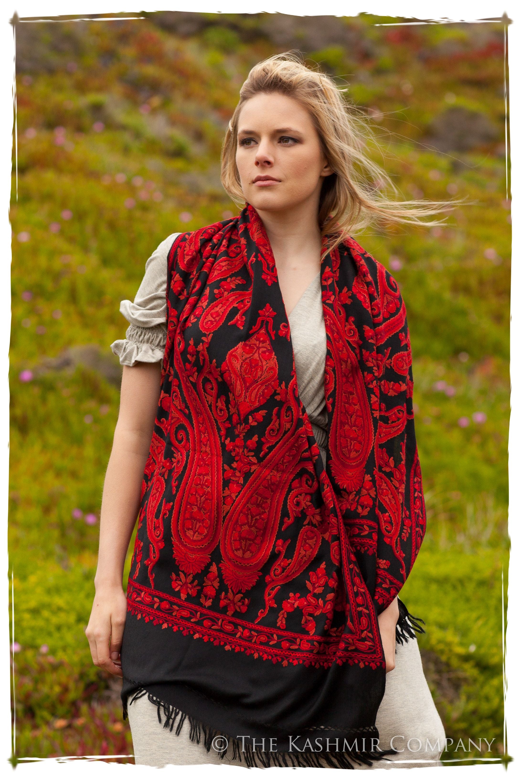 Rococo Royale Rouge Palais Antiquaires Shawl